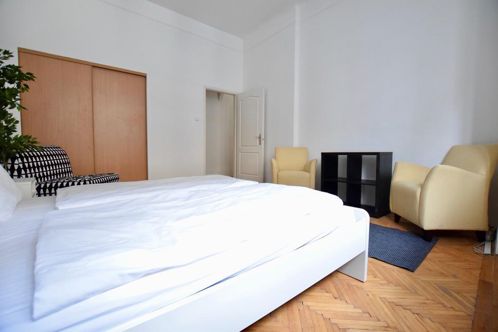 Budget Apartment By Hi5 - Akacfa 4 Budapest Extérieur photo